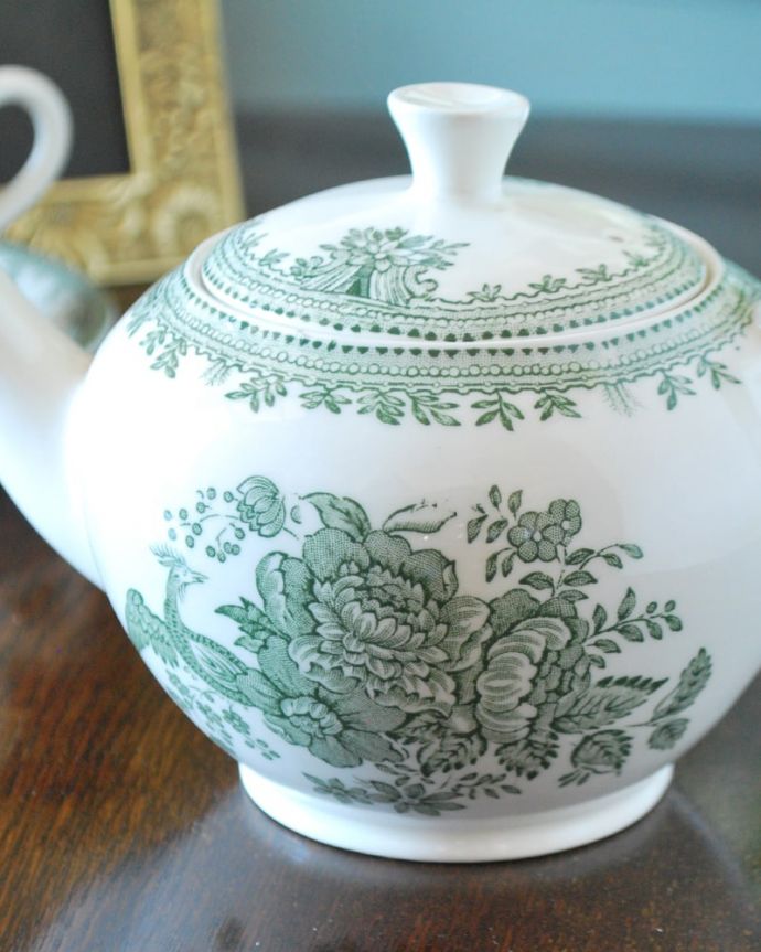 英国バーレイ社のアジアンティックフェザンツ