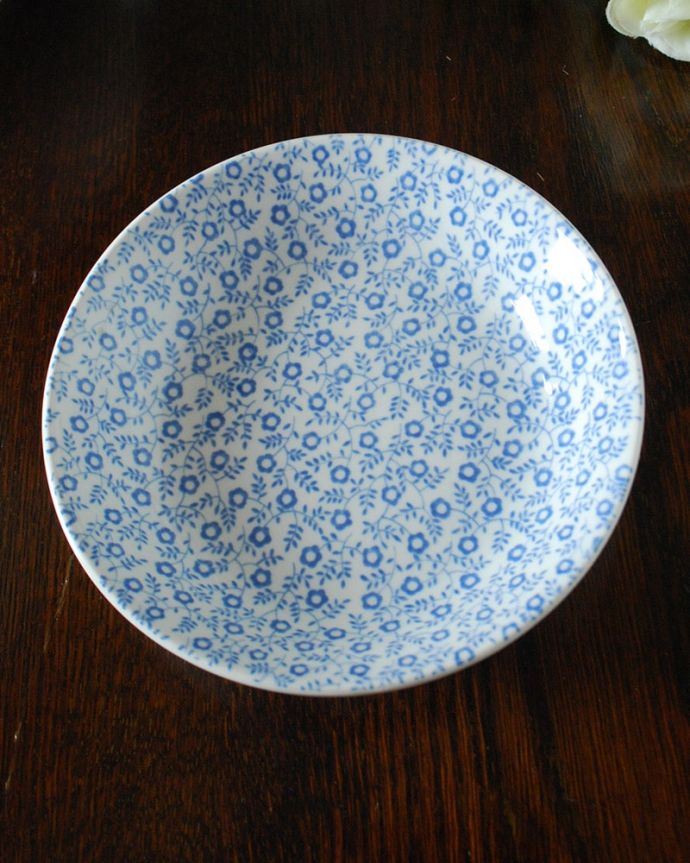 バーレイの食器