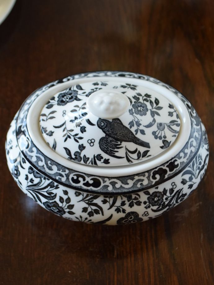 バーレイの食器