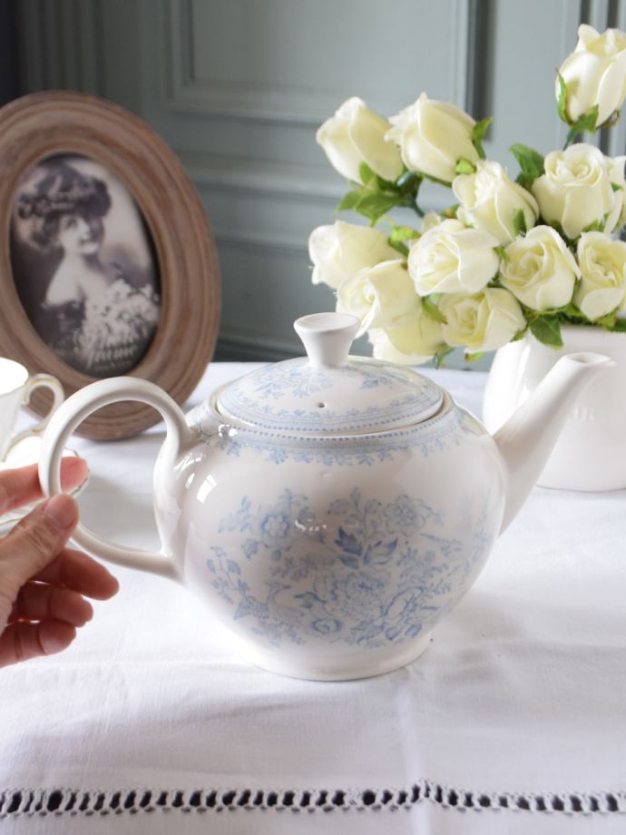 バーレイ社のティーポット