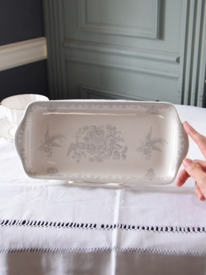 バーレイ社のサンドウィッチトレイ