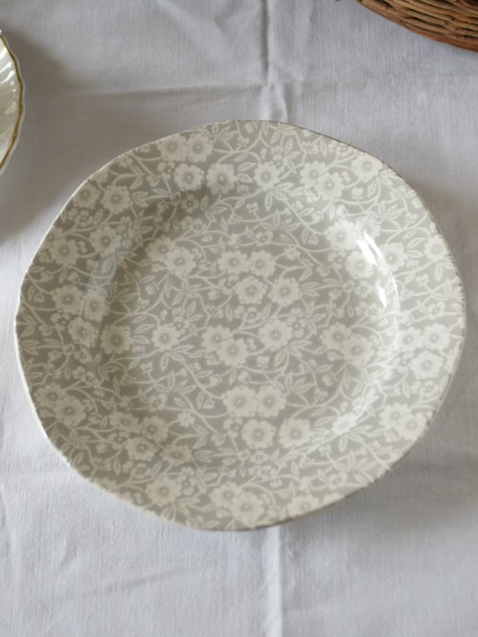 バーレイの食器