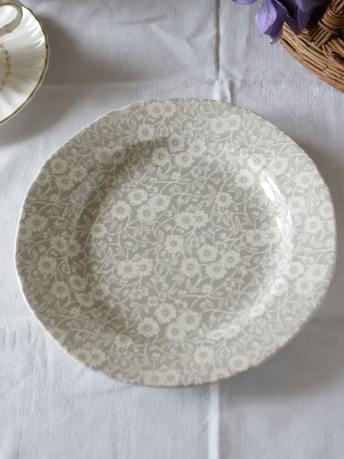 バーレイの食器