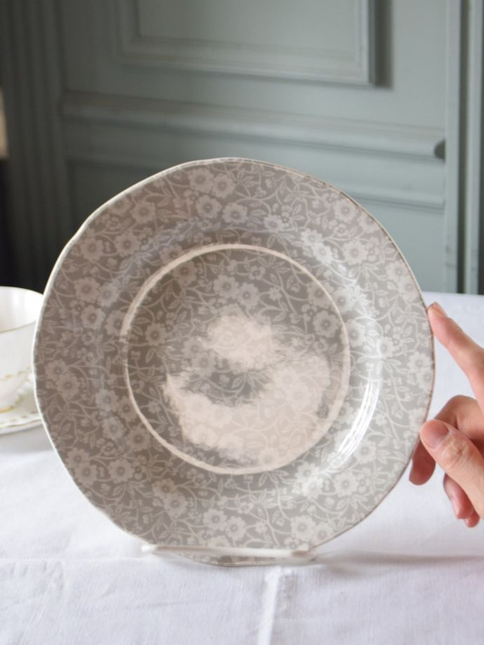 バーレイ社のプレート