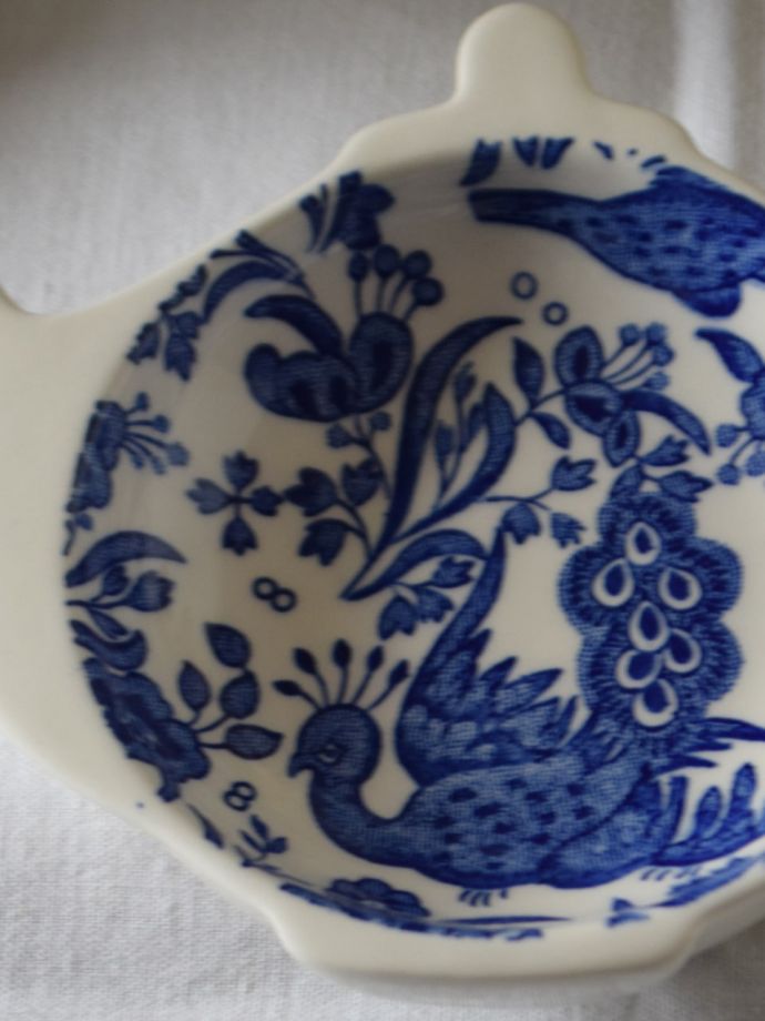 英国バーレイ社のリーガルピーコック