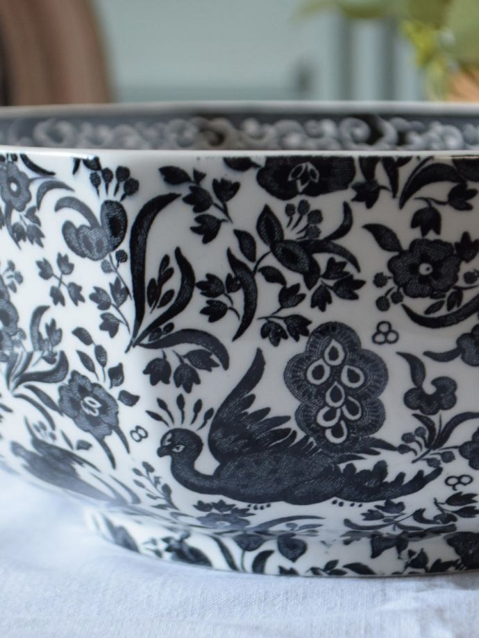 英国バーレイ社のリーガルピーコック