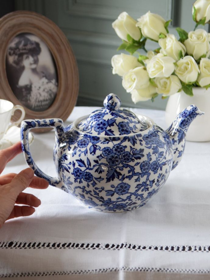 バーレイ社のティーポット