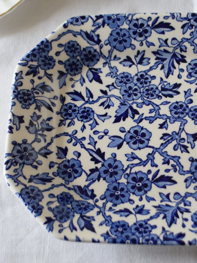 英国バーレイ社のブルーアーデン