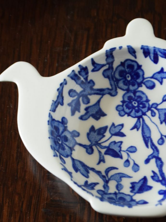 英国バーレイ社のブルーアーデン