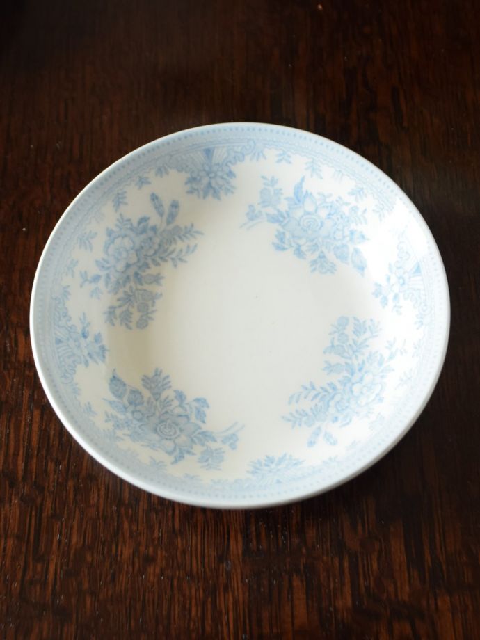 バーレイの食器