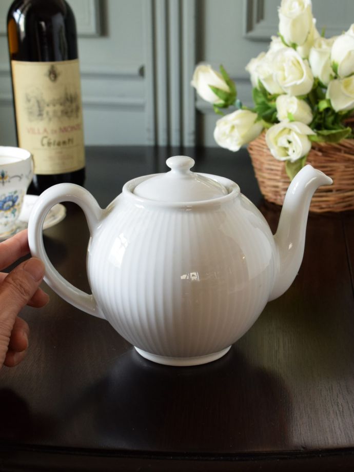 フランス生まれのおしゃれな食器