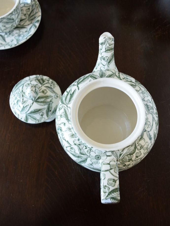 バーレイの食器