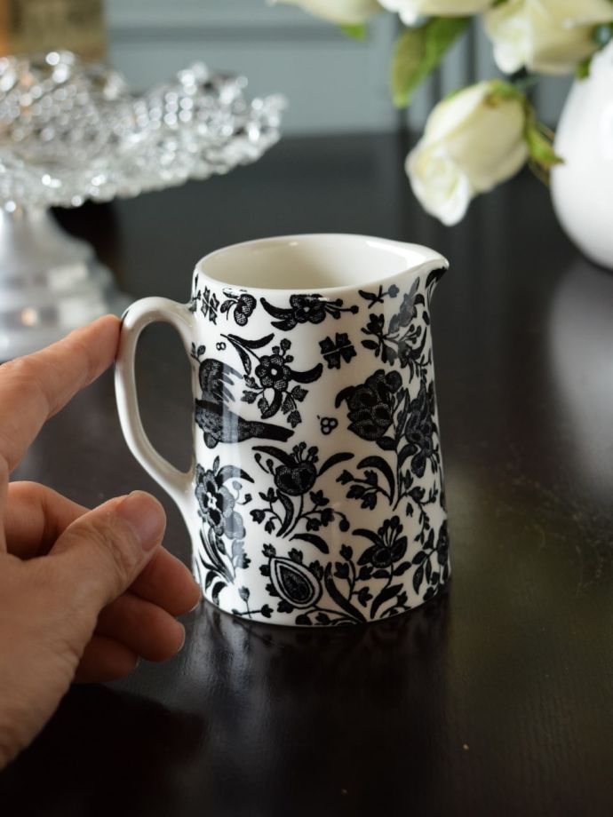 バーレイ社のタンカードジャグ