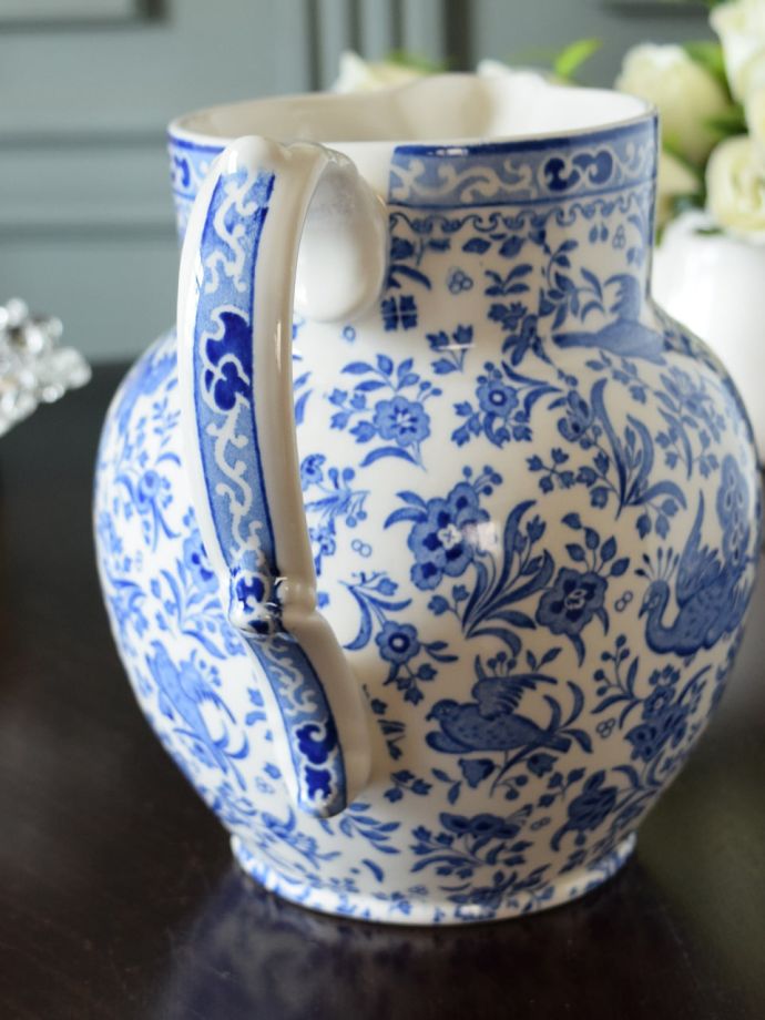 エトラスカンジャグの持ち手