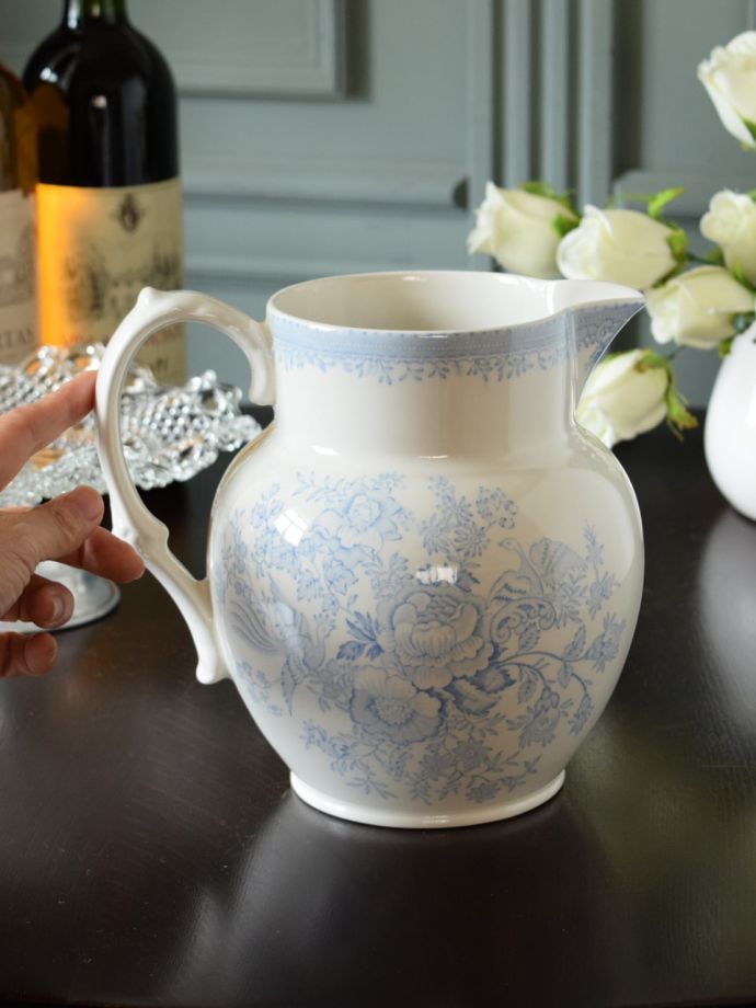 バーレイ社のエトラスカンジャグ