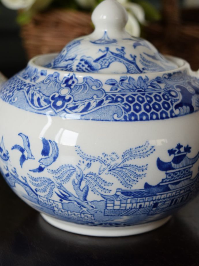 英国バーレイ社のブルーウィロー