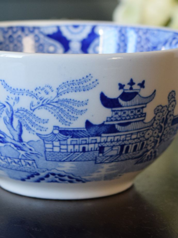 英国バーレイ社のブルーウィロー