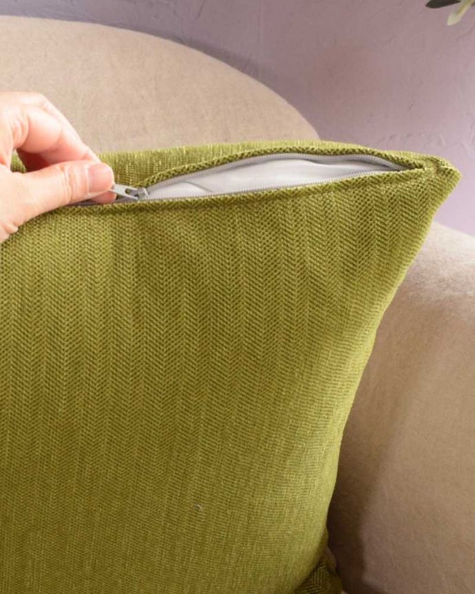 ファブリック(布)雑貨 インテリア雑貨 Handleオリジナルソファ「Marie」クッション(ハーブ)。クッション付きですクッションも一緒にお届けするので、届いてすぐに使えます。(n10-038)