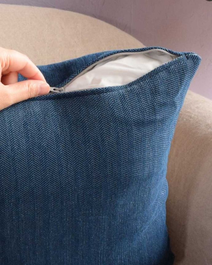 ファブリック（布）雑貨　インテリア雑貨　Handleオリジナルソファ「Marie」クッション（ポンパドゥール）。クッション付きですクッションも一緒にお届けするので、届いてすぐに使えます。(n10-040)