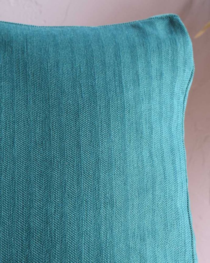 ファブリック(布)雑貨 インテリア雑貨 Handleオリジナルソファ「Marie」クッション (ブルー・パン62cm角)。丈夫なペット用の生地Hamdleオリジナルソファ「Marie」と同じ、ペット用で使える丈夫な生地のクッションです。(n10-045)