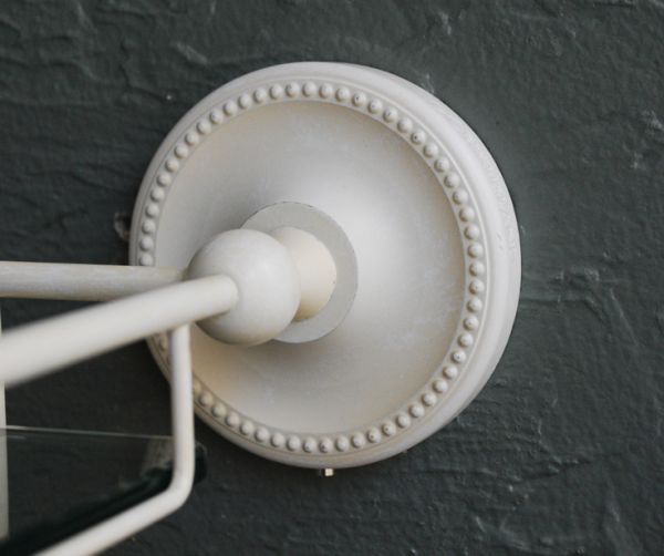 棚受け（シェルフ）　住宅用パーツ　真鍮×ガラスシェルフ（ホワイト）。ぷくぷくっとした模様もポイントです。(n12-114)