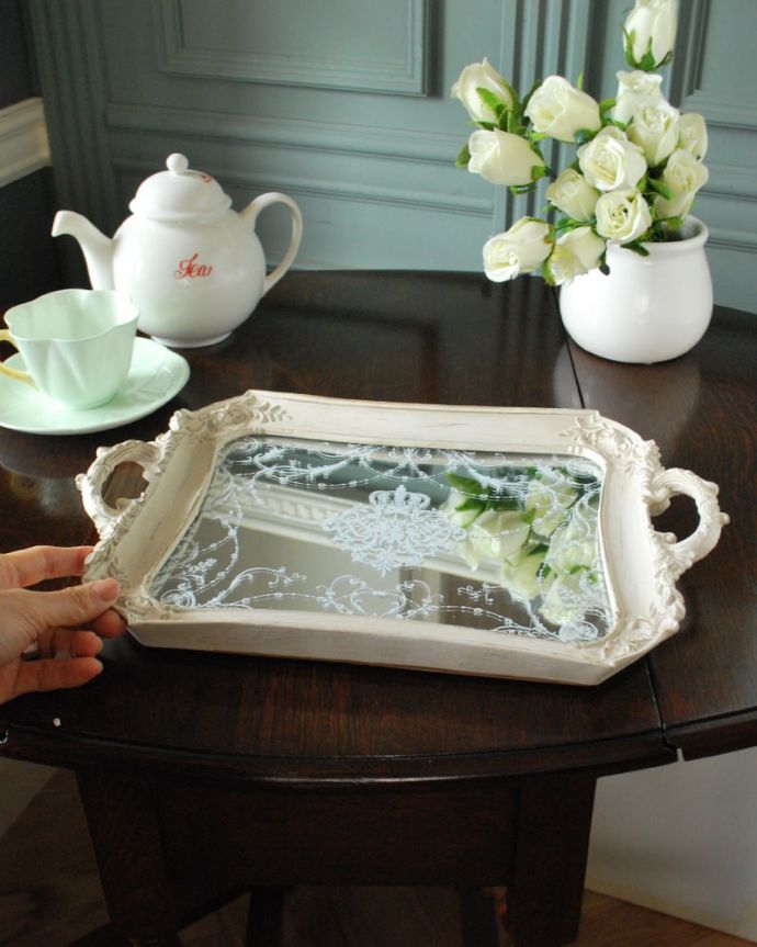 インテリア雑貨　トレー・WH　サイズはこのくらいです。(n12-383)