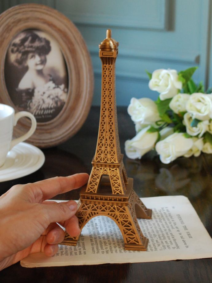 エッフェル塔の大きさ