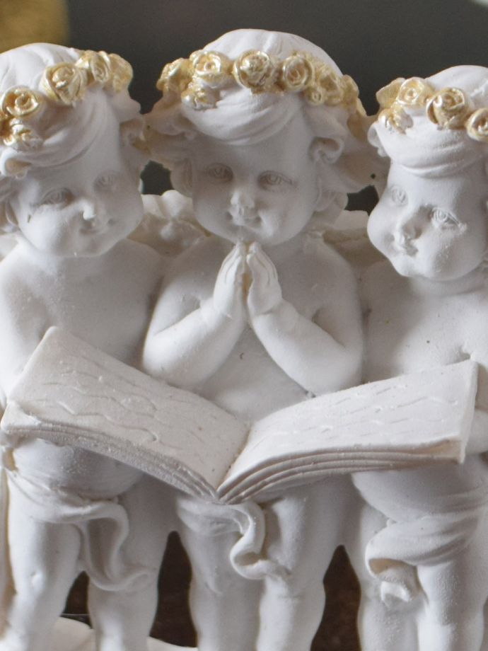 デコラティブな天使のディスプレイ雑貨