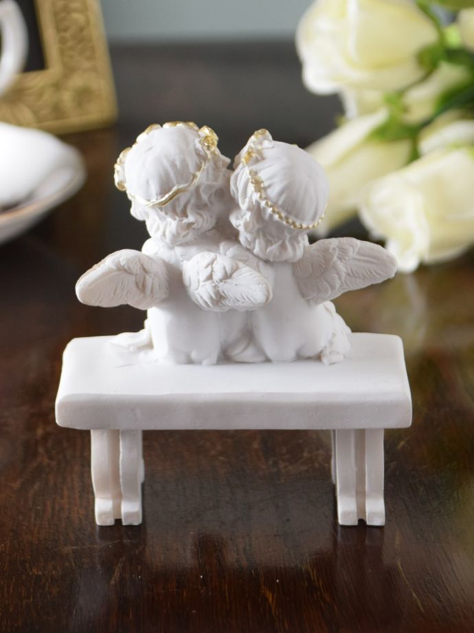 エンジェルの後ろ姿