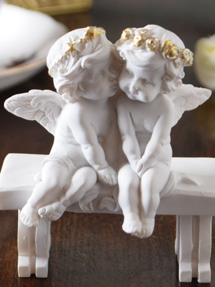 デコラティブな天使のディスプレイ雑貨