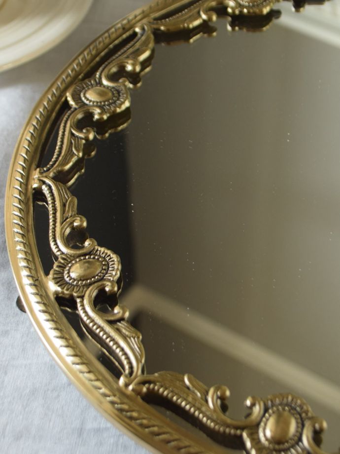 アンティーク調のミラートレイ