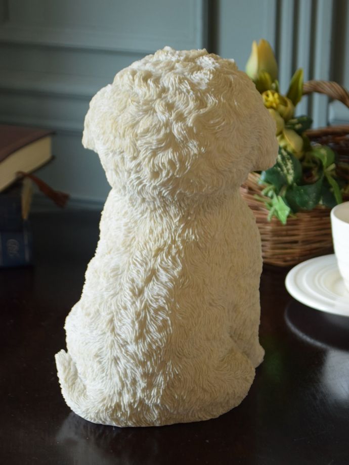 後ろ姿も可愛いインテリア雑貨