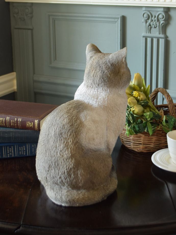 後ろ姿も可愛いインテリア雑貨