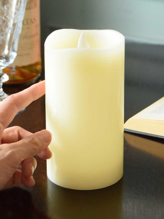 キャンドル型のLEDライト