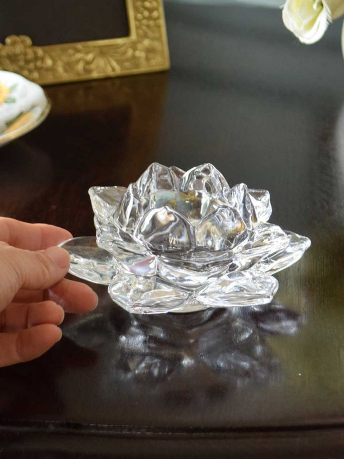 ガラスのキャンドルホルダー