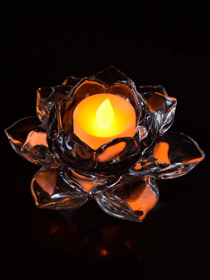 スイレンのキャンドルホルダー