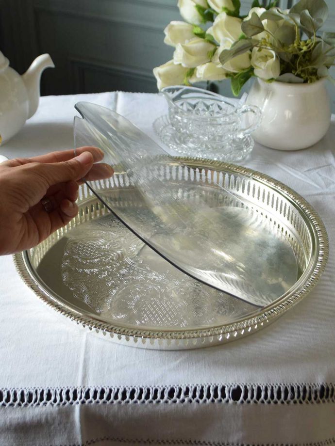 便利に使えるおしゃれなトレイ