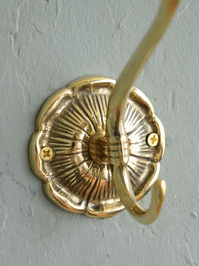 真鍮製のおしゃれなコートフック