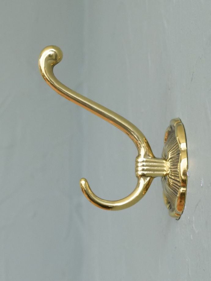 ウォールフックの側面