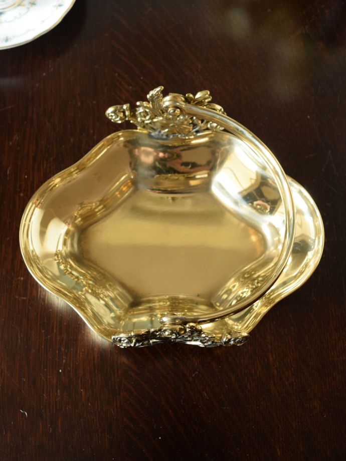 アンティーク調のトレイ