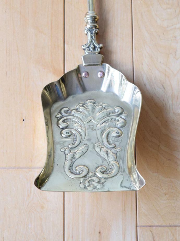 真鍮製のインテリア雑貨