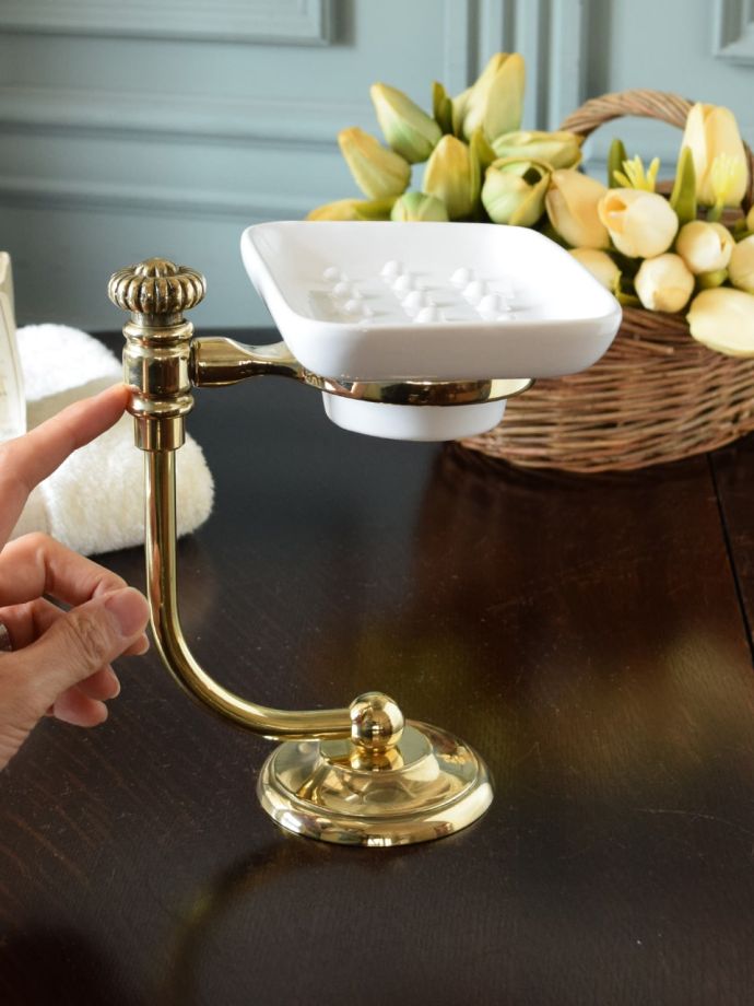真鍮製のソープスタンド