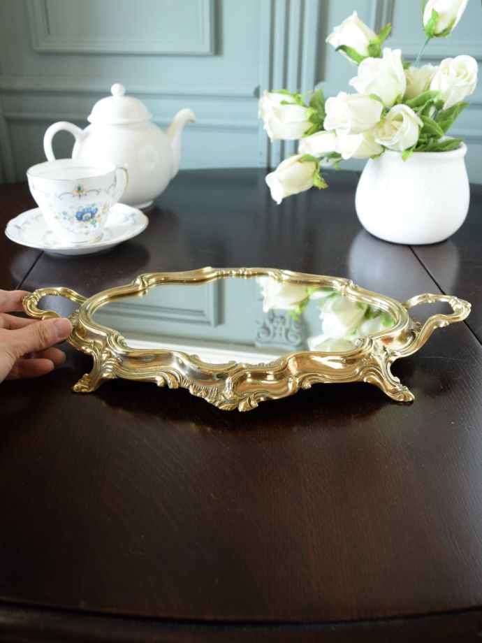 イタリアのおしゃれなミラートレイ