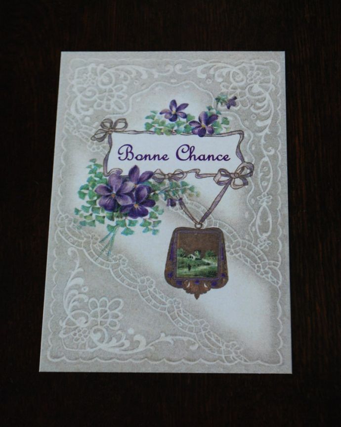 ポストカード インテリア雑貨 お花の模様が描かれたアンティーク風のポストカードセット(5枚入り)。勿忘草とスズラン幸せを運んでくる2種類の爽やかなお花が一緒に描かれています。(n13-007)