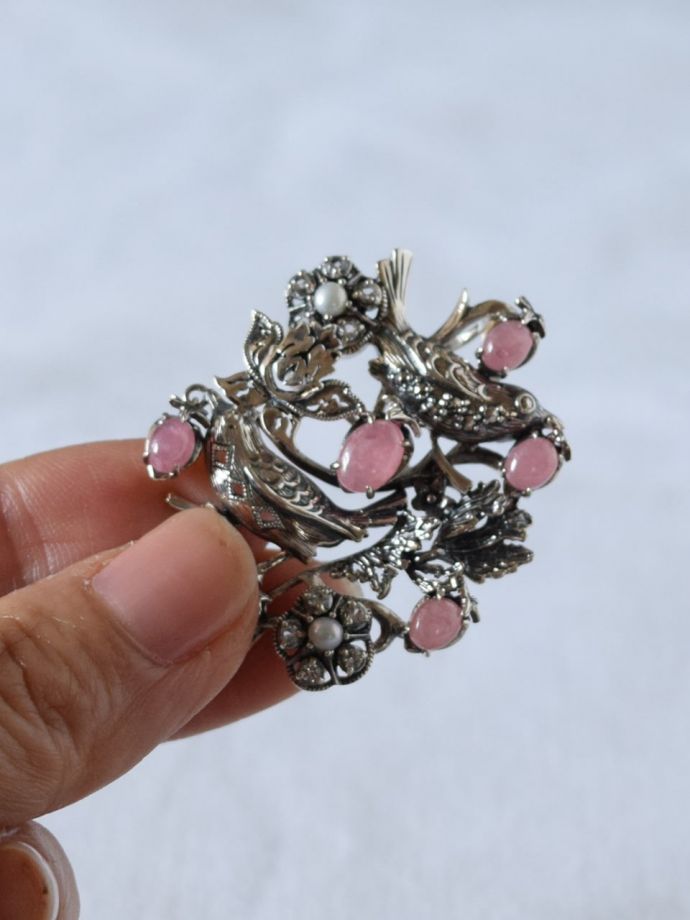 モリスの「いちご泥棒」のデザイン