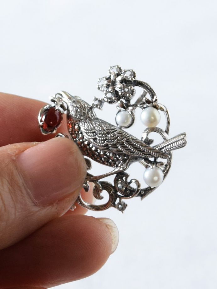 モリスの「いちご泥棒」のデザイン