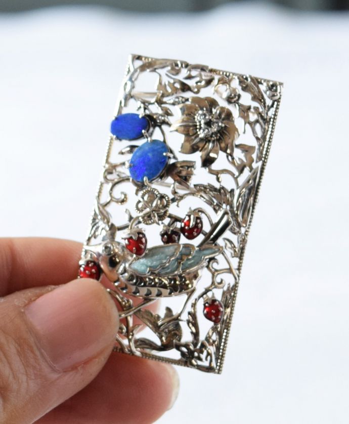 モリスの「いちご泥棒」のデザイン