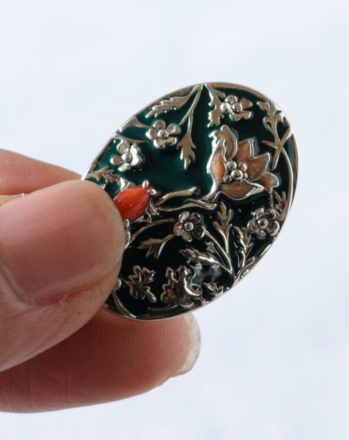 モリスの「メドウェイ」のデザイン