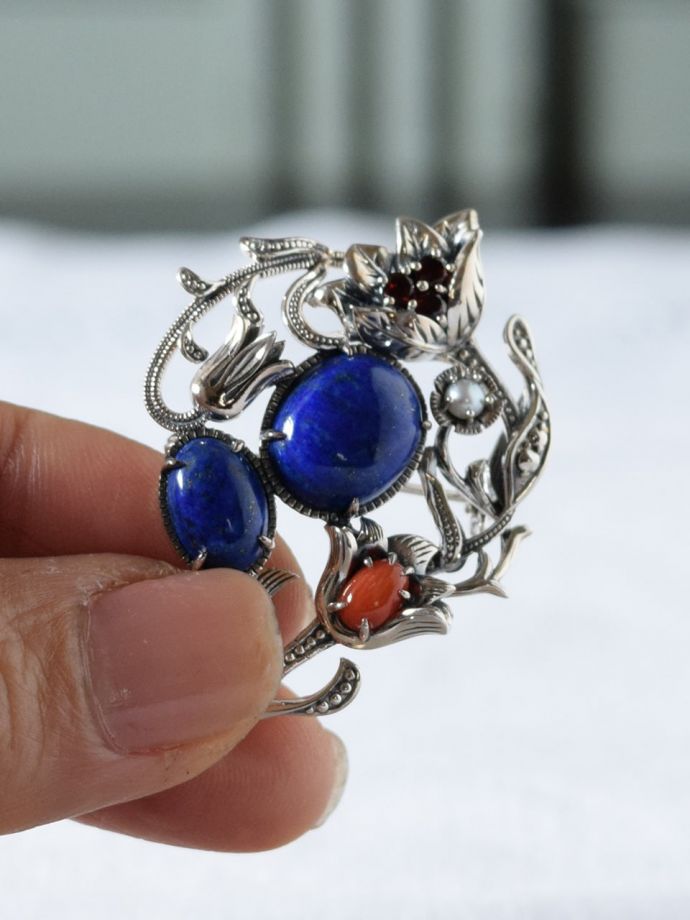 モリスの「メドウェイ」のデザイン