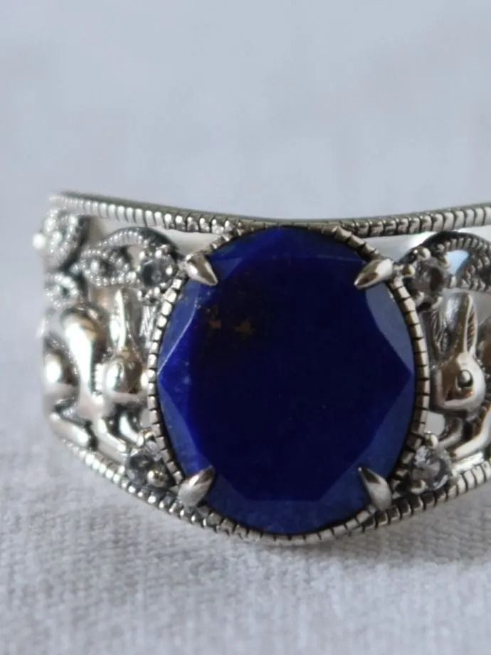 モリスのリングの天然石